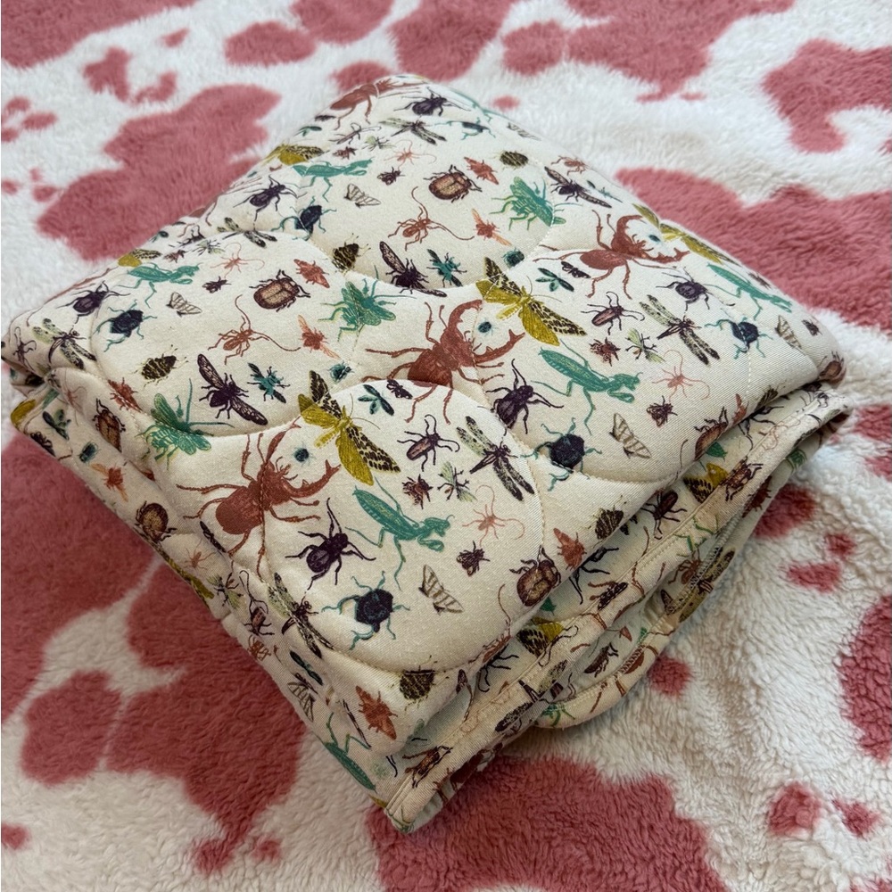 Kate Quinn The Woods Insect Modal Circle Quilt Blanket